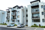 Chic and Cozy 2BR Apartment with Pool -Ironshore, Montego Bay